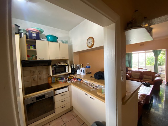 2 Bedroom Property for Sale in Mowbray Western Cape